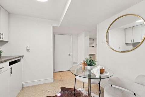 Photo 31 at 547 Melrose Avenue, Nortown, Toronto