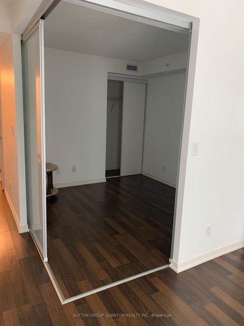 Photo 4 at 406 - 20 Joe Shuster Way, South Parkdale, Toronto