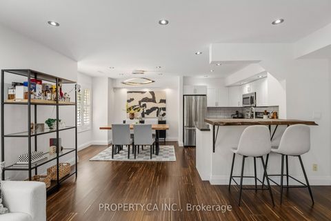 Photo 8 at Th2 - 208 Niagara Street, Niagara, Toronto