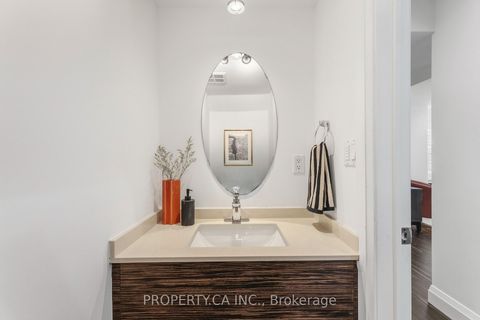 Photo 21 at Th2 - 208 Niagara Street, Niagara, Toronto