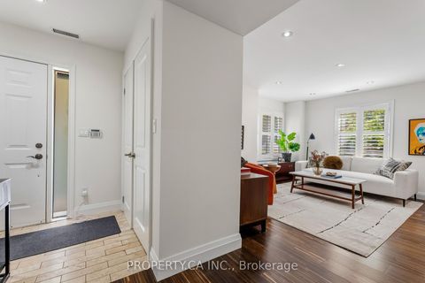 Photo 22 at Th2 - 208 Niagara Street, Niagara, Toronto