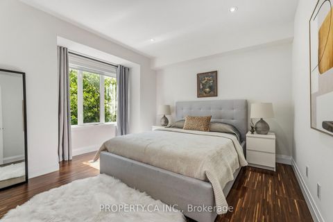 Photo 24 at Th2 - 208 Niagara Street, Niagara, Toronto