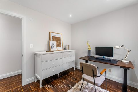 Photo 30 at Th2 - 208 Niagara Street, Niagara, Toronto