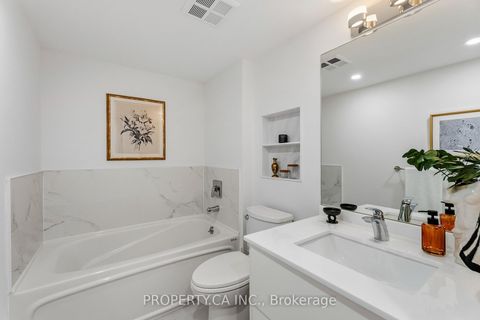 Photo 33 at Th2 - 208 Niagara Street, Niagara, Toronto