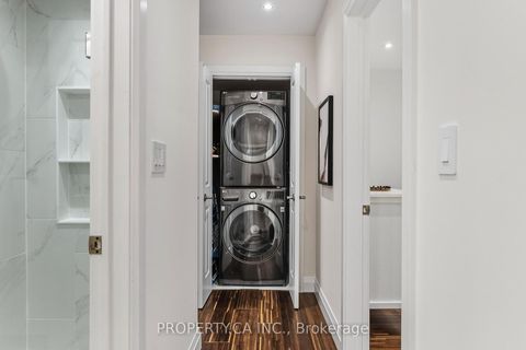 Photo 35 at Th2 - 208 Niagara Street, Niagara, Toronto