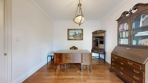 Photo 5 at 90 Offord Crescent, Bayview Southeast, Aurora