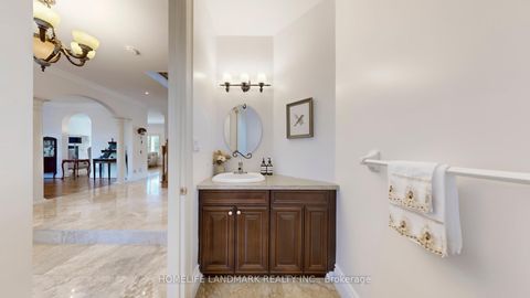 Photo 6 at 90 Offord Crescent, Bayview Southeast, Aurora