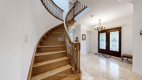 Photo 19 at 90 Offord Crescent, Bayview Southeast, Aurora