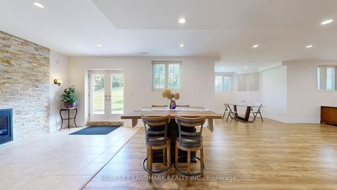 Photo 35 at 90 Offord Crescent, Bayview Southeast, Aurora