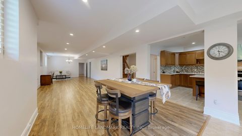 Photo 36 at 90 Offord Crescent, Bayview Southeast, Aurora
