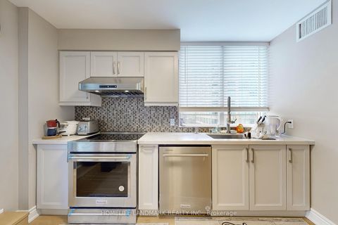 Photo 15 at 508 - 256 Doris Avenue, Willowdale East, Toronto