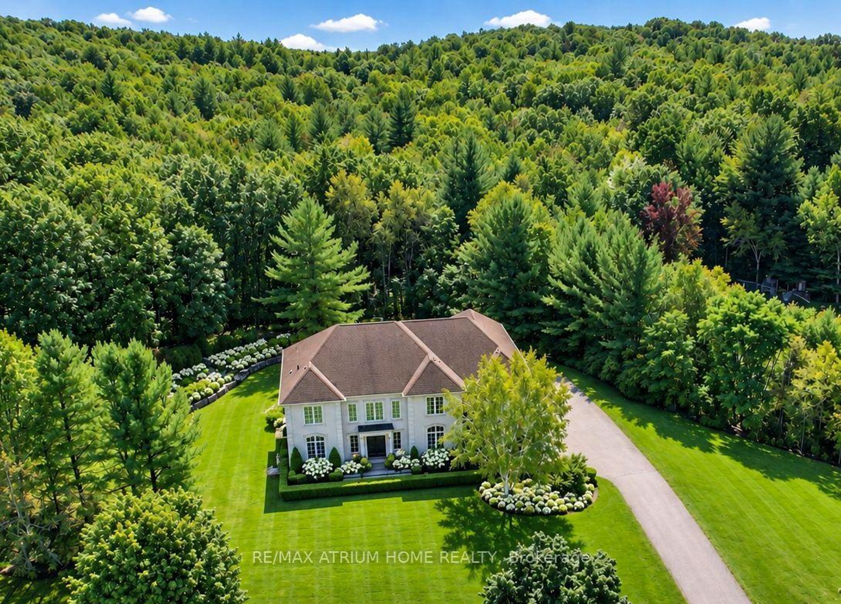 65 Kingswood Drive, Rural King, King photo number 2