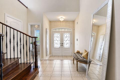 Photo 3 at 22 Mccombe Lane, Patterson, Vaughan
