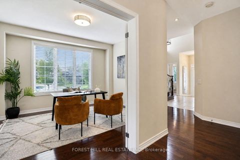 Photo 7 at 22 Mccombe Lane, Patterson, Vaughan