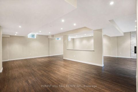 Photo 36 at 22 Mccombe Lane, Patterson, Vaughan