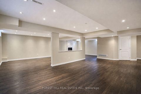 Photo 37 at 22 Mccombe Lane, Patterson, Vaughan