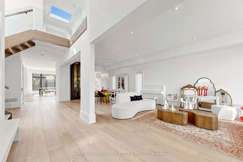Photo 3 at 10 Alonzo Road, Willowdale West, Toronto