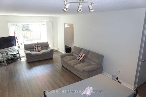 Photo 4 at 23-91 Muir Drive, Scarborough Village, Toronto