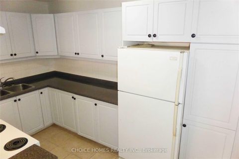 Photo 8 at 23-91 Muir Drive, Scarborough Village, Toronto