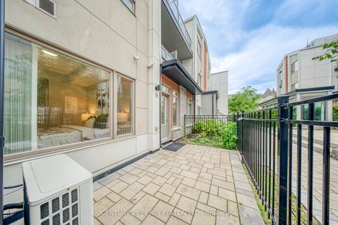 Photo 8 at TH 19 - 70 Orchid Place Drive, Malvern, Toronto