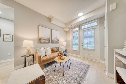 Photo 10 at TH 19 - 70 Orchid Place Drive, Malvern, Toronto