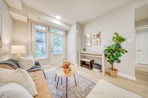 Photo 13 at TH 19 - 70 Orchid Place Drive, Malvern, Toronto