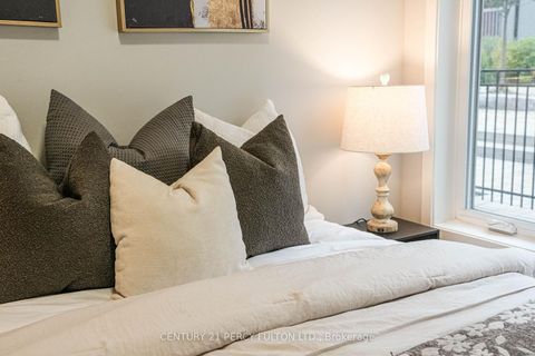 Photo 21 at TH 19 - 70 Orchid Place Drive, Malvern, Toronto