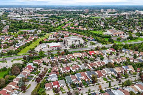 Photo 37 at TH 19 - 70 Orchid Place Drive, Malvern, Toronto