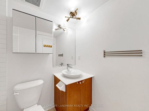 Photo 12 at #4 - 29 Frances Loring Lane, South Riverdale, Toronto