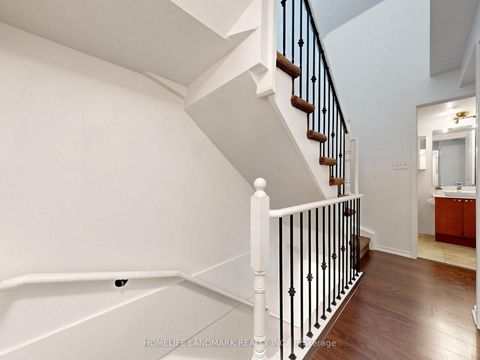 Photo 15 at #4 - 29 Frances Loring Lane, South Riverdale, Toronto