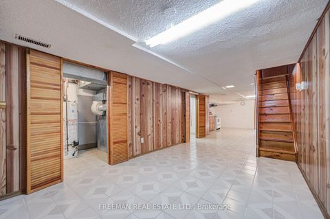 Photo 23 at 912 Manning Avenue, Annex, Toronto