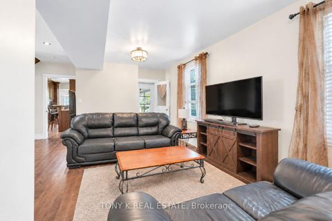 Photo 4 at 1027 Ewart Street, Rural Innisfil, Innisfil