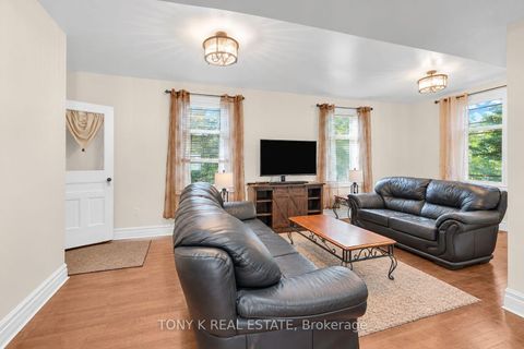 Photo 5 at 1027 Ewart Street, Rural Innisfil, Innisfil
