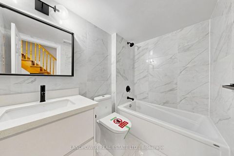 Photo 17 at 13 David Dunlap Circle, Don Mills, Toronto