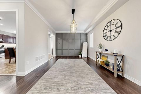 Photo 6 at 11 Trudeau Drive, Vellore Village, Vaughan
