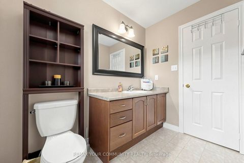 Photo 19 at 11 Trudeau Drive, Vellore Village, Vaughan