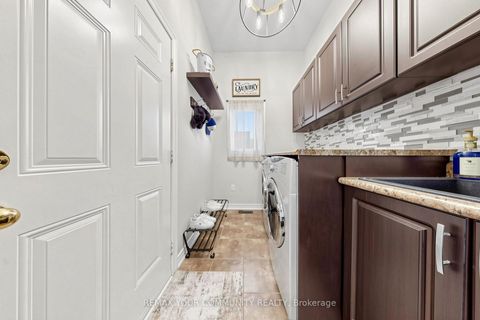 Photo 29 at 11 Trudeau Drive, Vellore Village, Vaughan