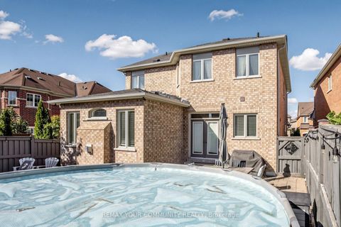 Photo 38 at 11 Trudeau Drive, Vellore Village, Vaughan