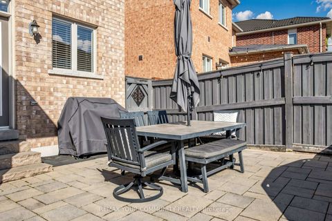 Photo 39 at 11 Trudeau Drive, Vellore Village, Vaughan