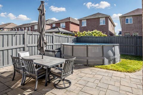 Photo 41 at 11 Trudeau Drive, Vellore Village, Vaughan