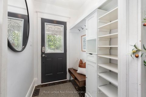 Photo 3 at 12 Newmarket Avenue, Lumsden, Toronto