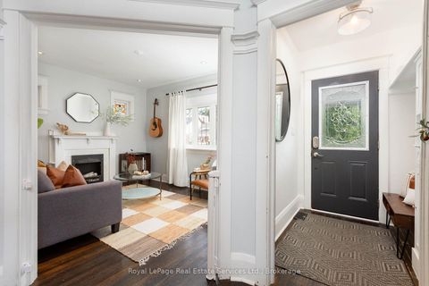 Photo 5 at 12 Newmarket Avenue, Lumsden, Toronto