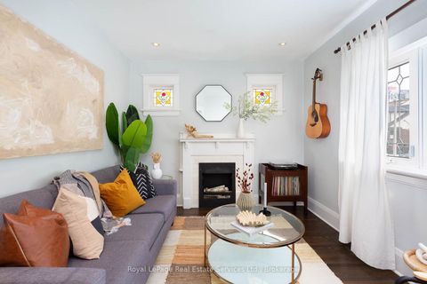 Photo 7 at 12 Newmarket Avenue, Lumsden, Toronto