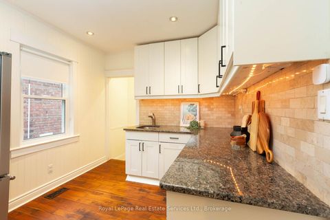 Photo 12 at 12 Newmarket Avenue, Lumsden, Toronto
