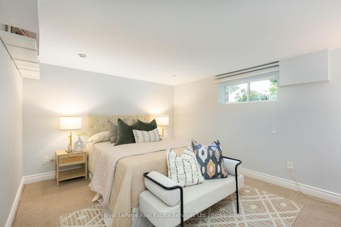 Photo 26 at 12 Newmarket Avenue, Lumsden, Toronto