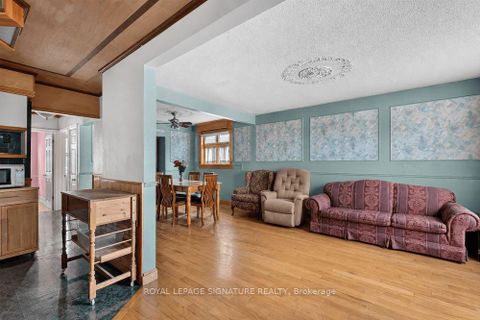Photo 4 at 20 Tiago Ave Avenue, Parkview, Toronto