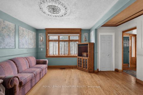 Photo 6 at 20 Tiago Ave Avenue, Parkview, Toronto