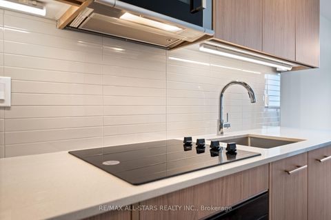 Photo 14 at 1811 - 286 Main Street, Danforth, Toronto
