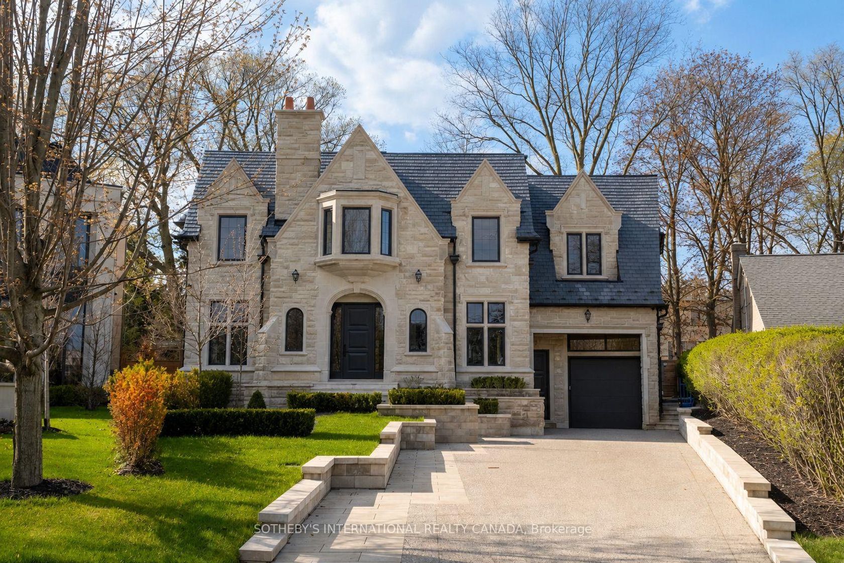 92 Arjay Crescent, York Mills, Toronto 