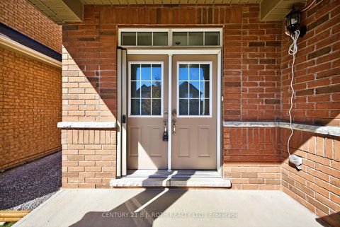 Photo 3 at 50 Bramsey Street, Sutton & Jackson's Point, Georgina